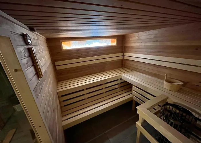 Antracit House Kismaros